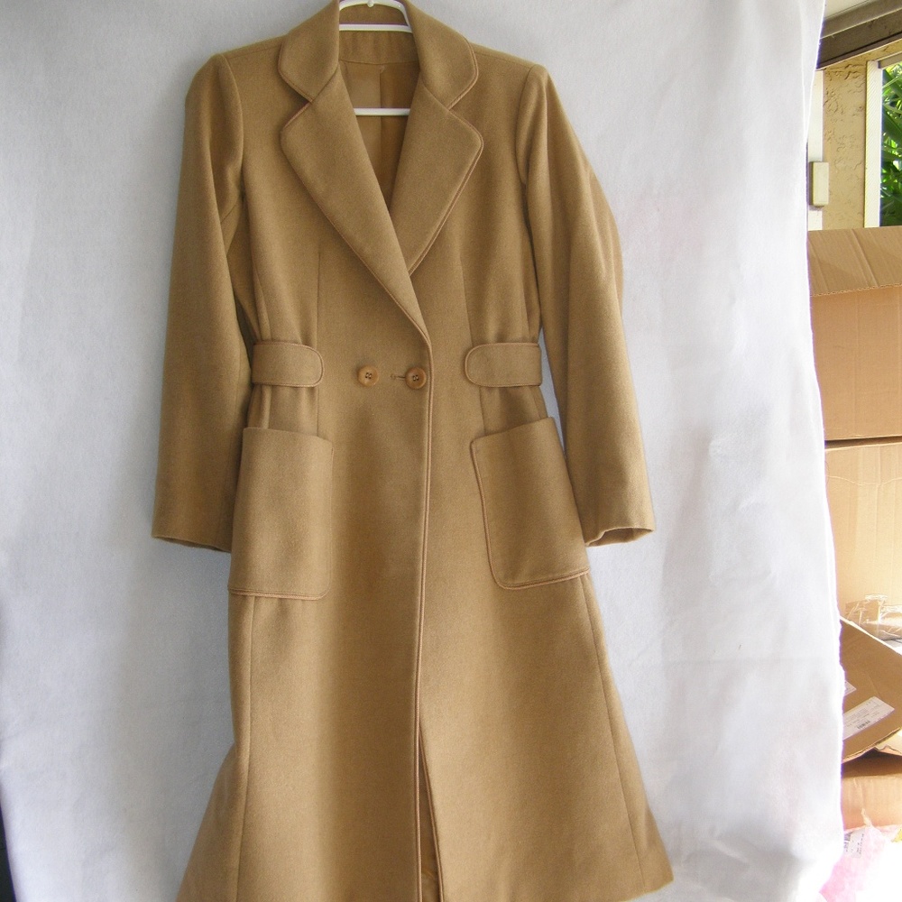 Reposh Vintage Fleurette 100% Camel Hair Long Coat belted
